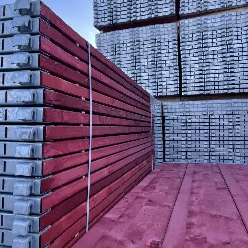 Holz-Gerüstbohlen von Rolle Gerüsthandel
