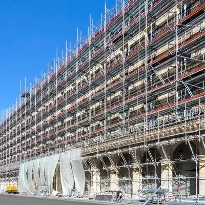 Arbeitsgerüst mit Konsolen ausgebaut